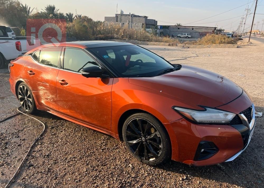 نیسان مەگزیما